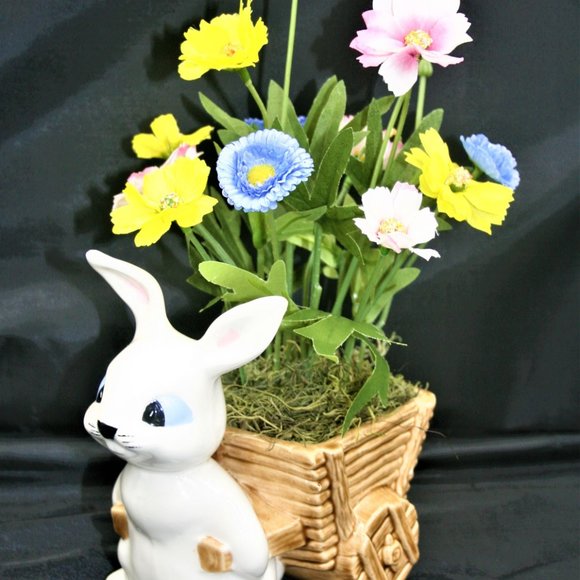Vintage Bunny Rabbit and Cart Vase with Florals - Picture 3 of 8